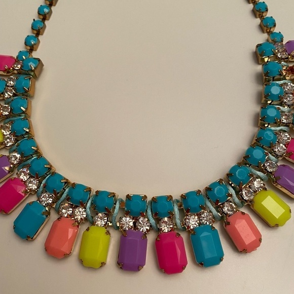 Multicolor statement necklace - Picture 5 of 5
